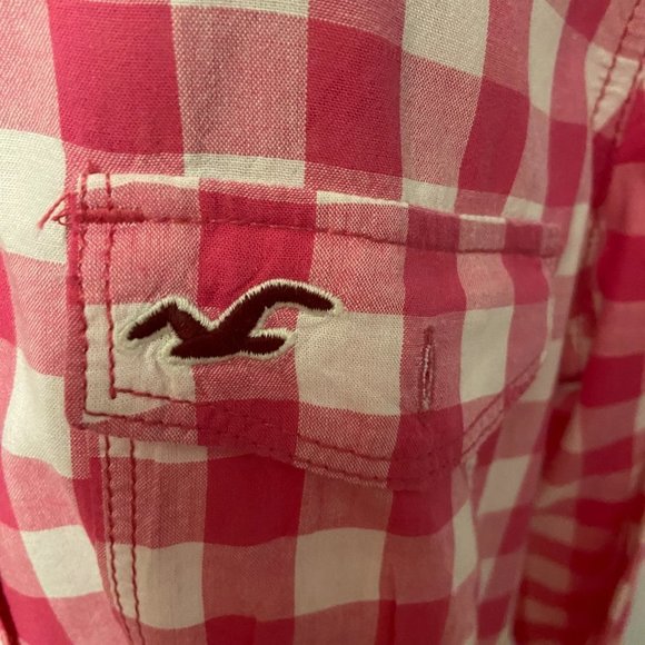 ๐ 3 for $45 Hollister Pink and White Button Front Plaid Shirt EUC Size L - Picture 3 of 9